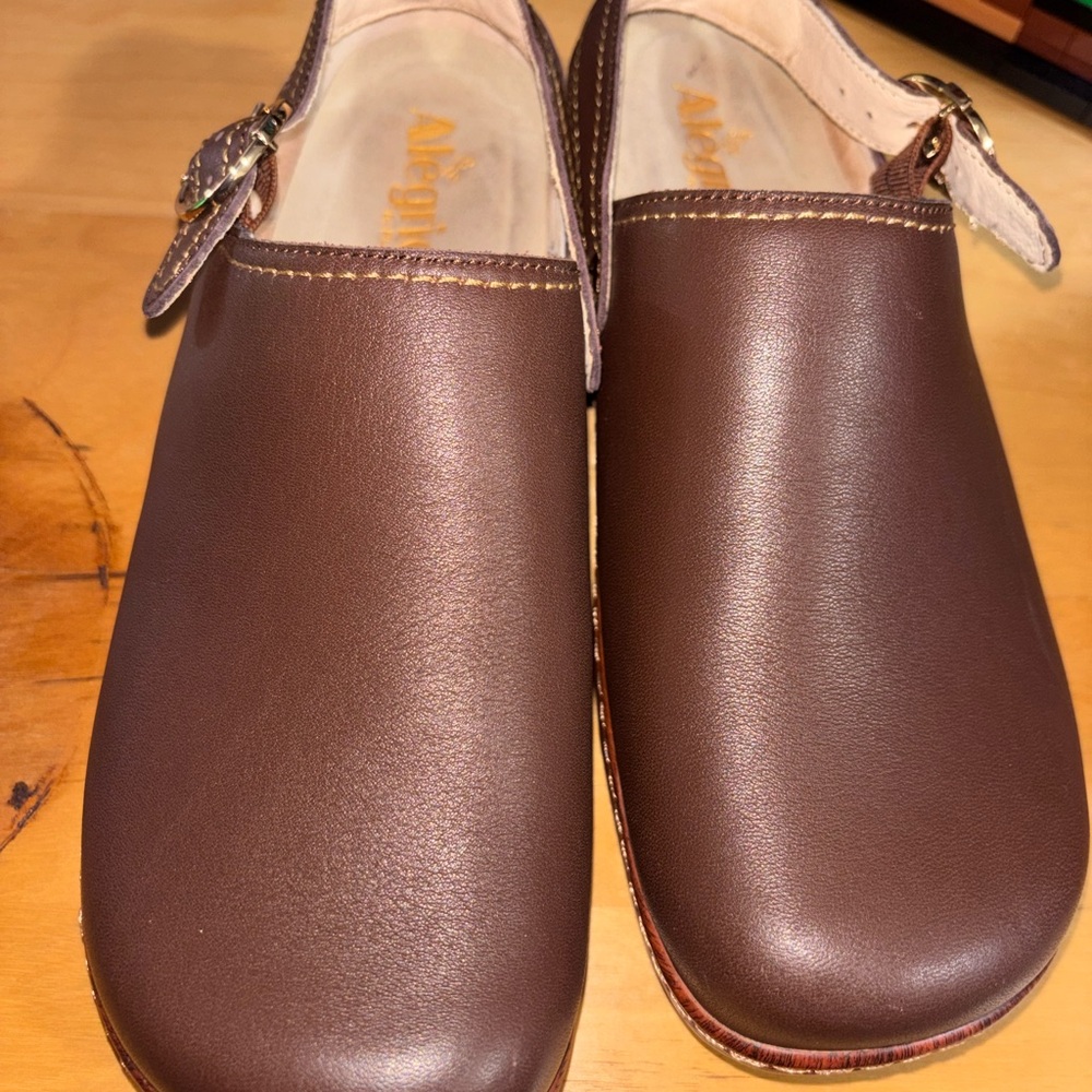 Alegria Brown Leather Slip-On Clog Mules
